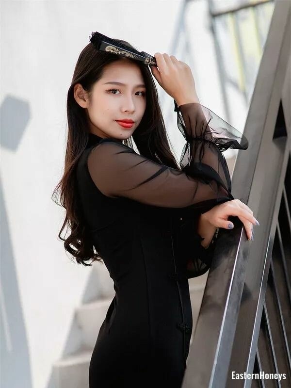 Xinyi Profile image 2