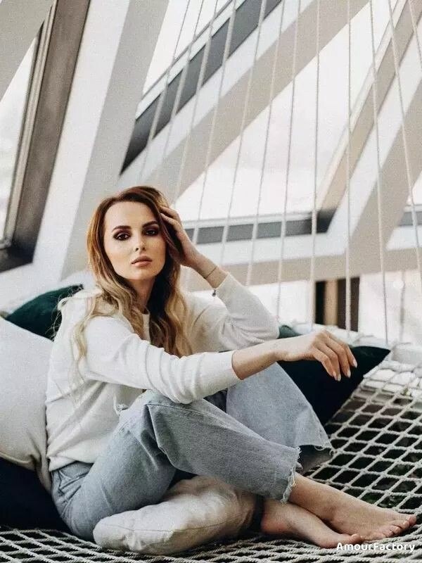 Valeriia, 33